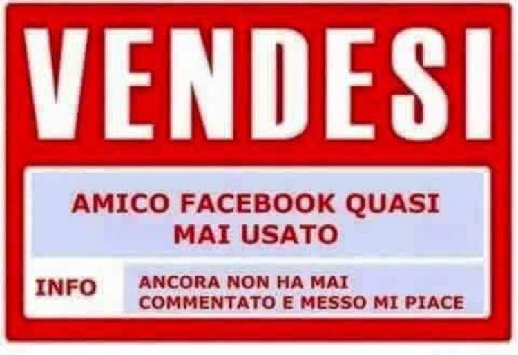 VENDESI amico facebook quasi mai usato. INFO ancora non ha mai commentato e messo mi piace